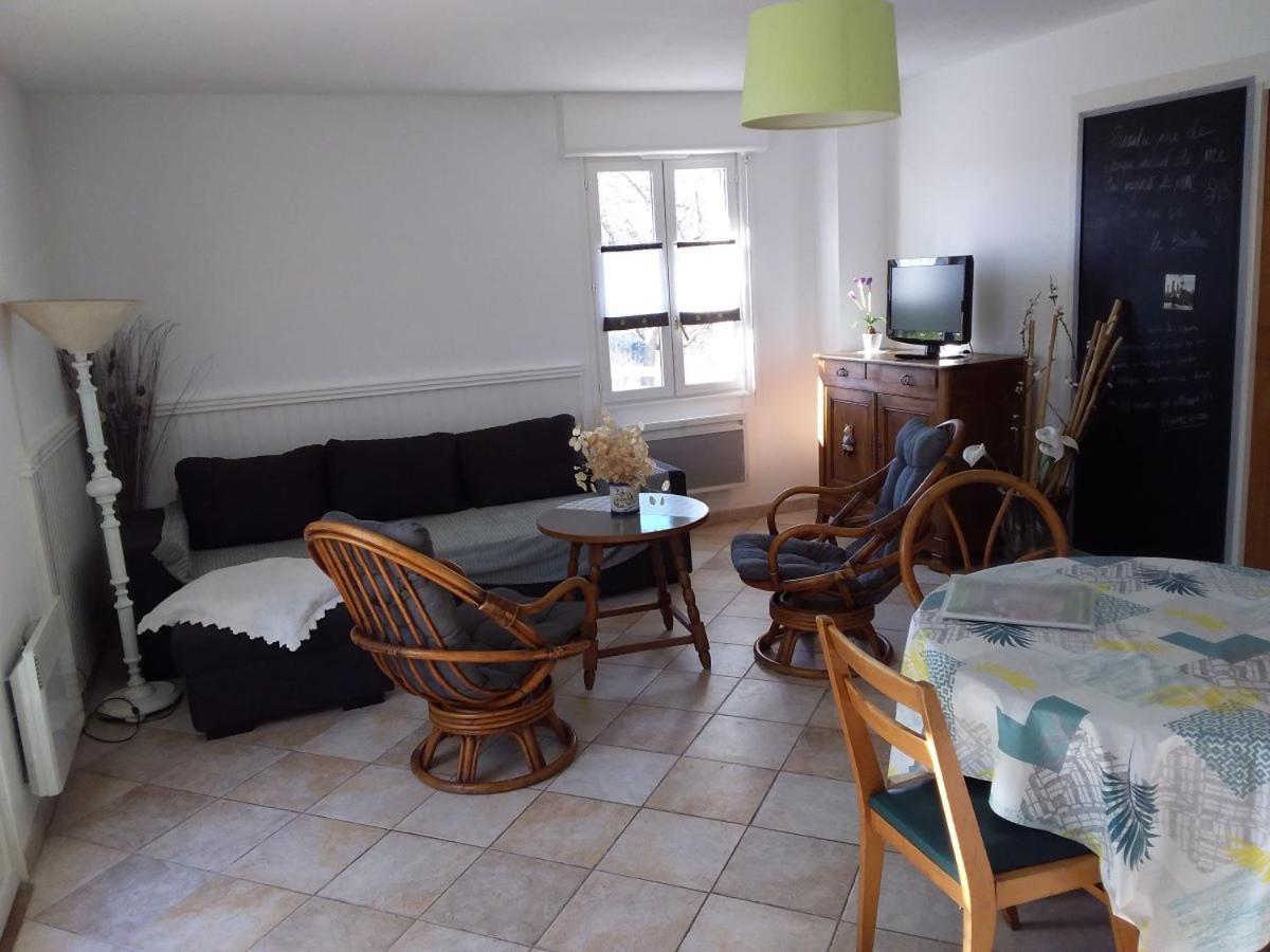 Le Gîte du Poiré Molere Extérieur photo